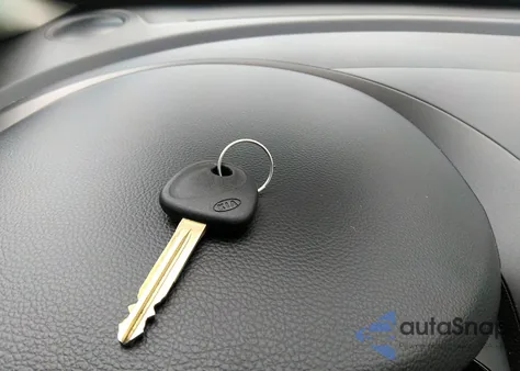 2014 Kia Forte Lx z USA, uszkodzony, nr VIN KNAFK4A60E5066747